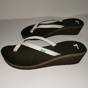 (Women's 7) Sanuk Wedge Sandals